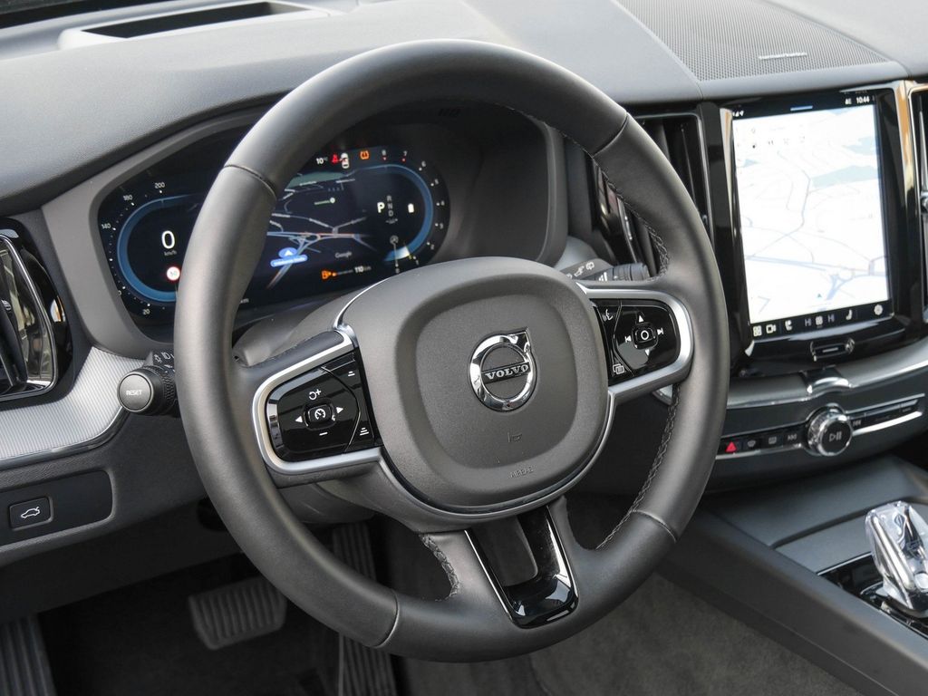 Volvo XC60 2025