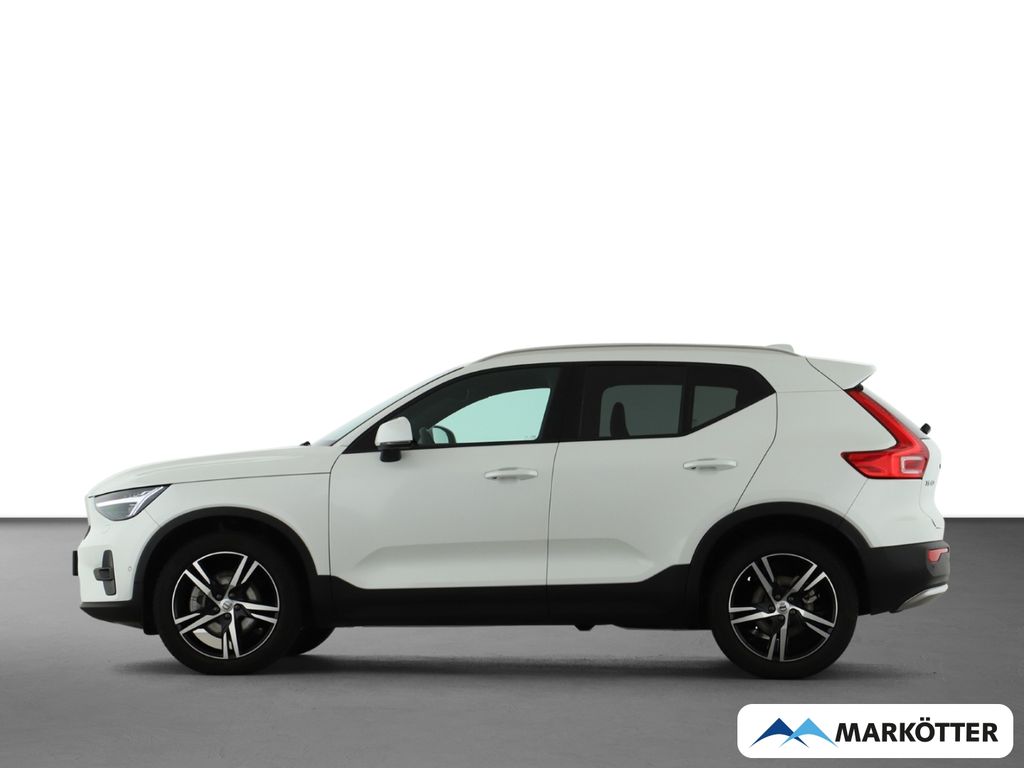 Volvo XC40 2025