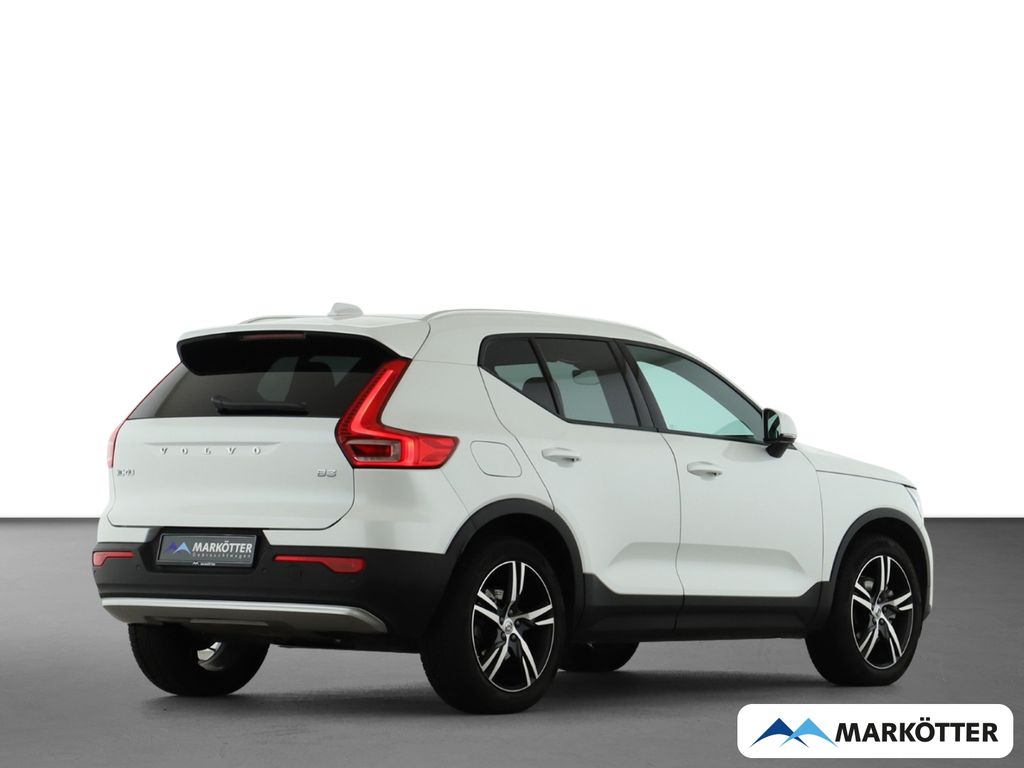Volvo XC40 2025