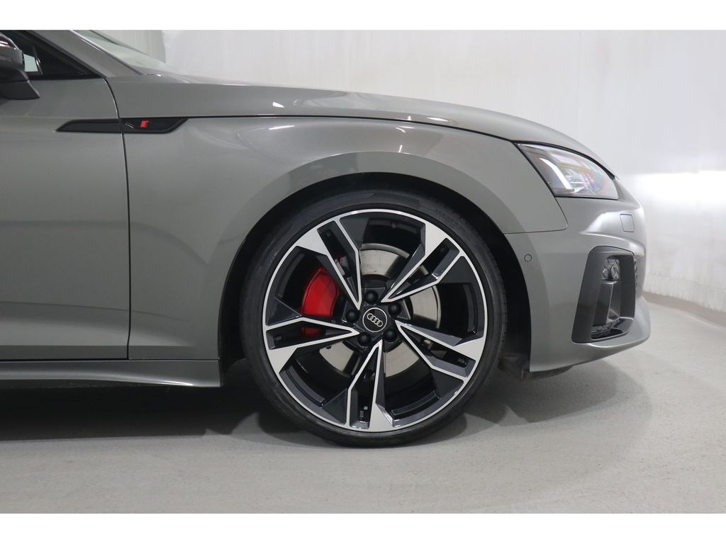 Audi A4 2025