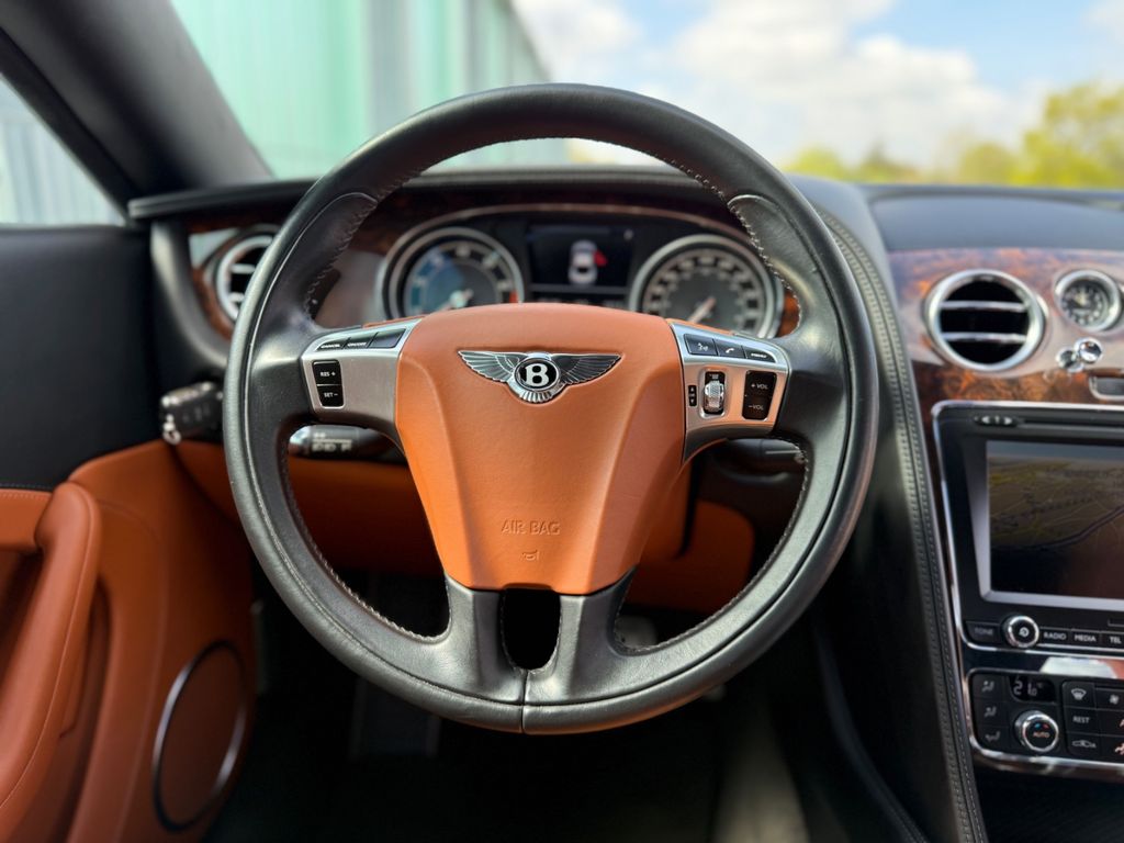 Bentley Continental GT 2011