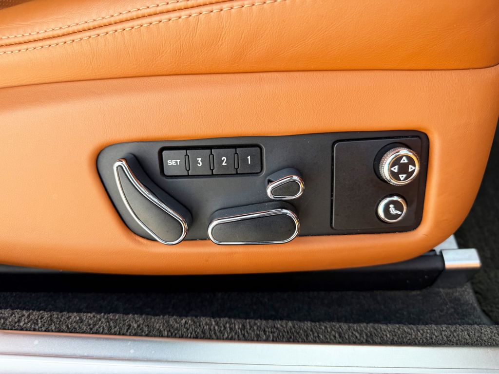 Bentley Continental GT 2011