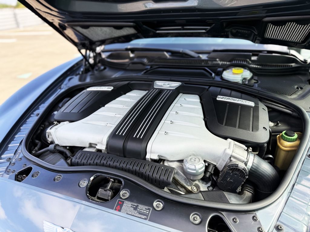 Bentley Continental GT 2011