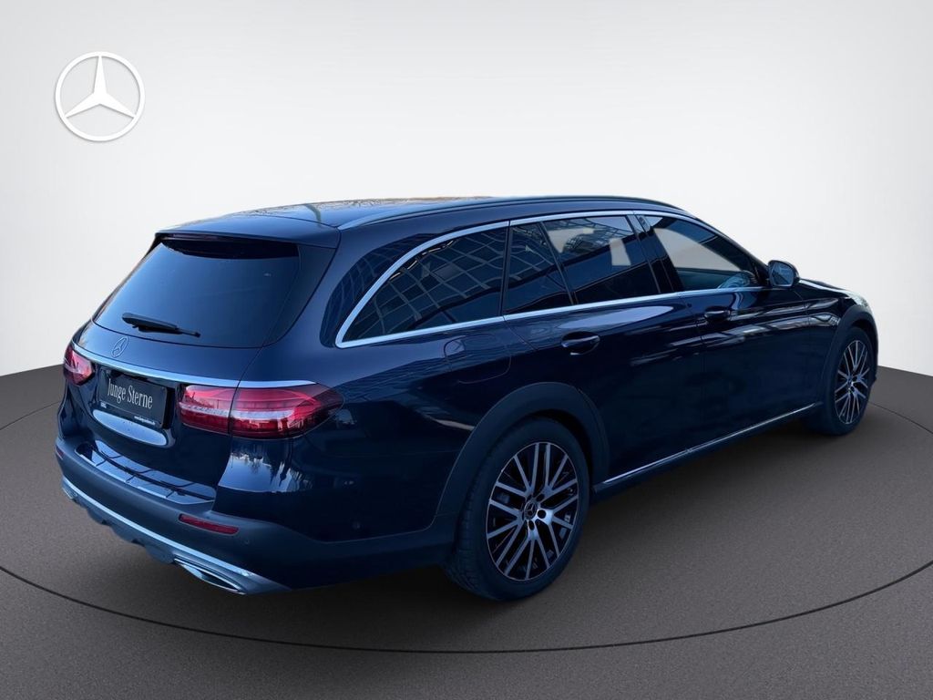 Mercedes-Benz E 220 2021