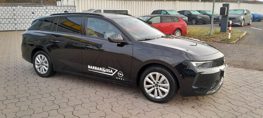 Opel Astra 2024
