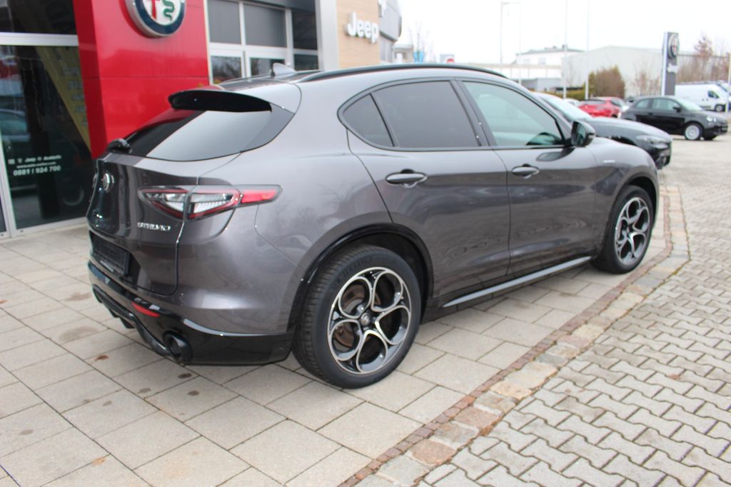 Alfa Romeo Stelvio 2023