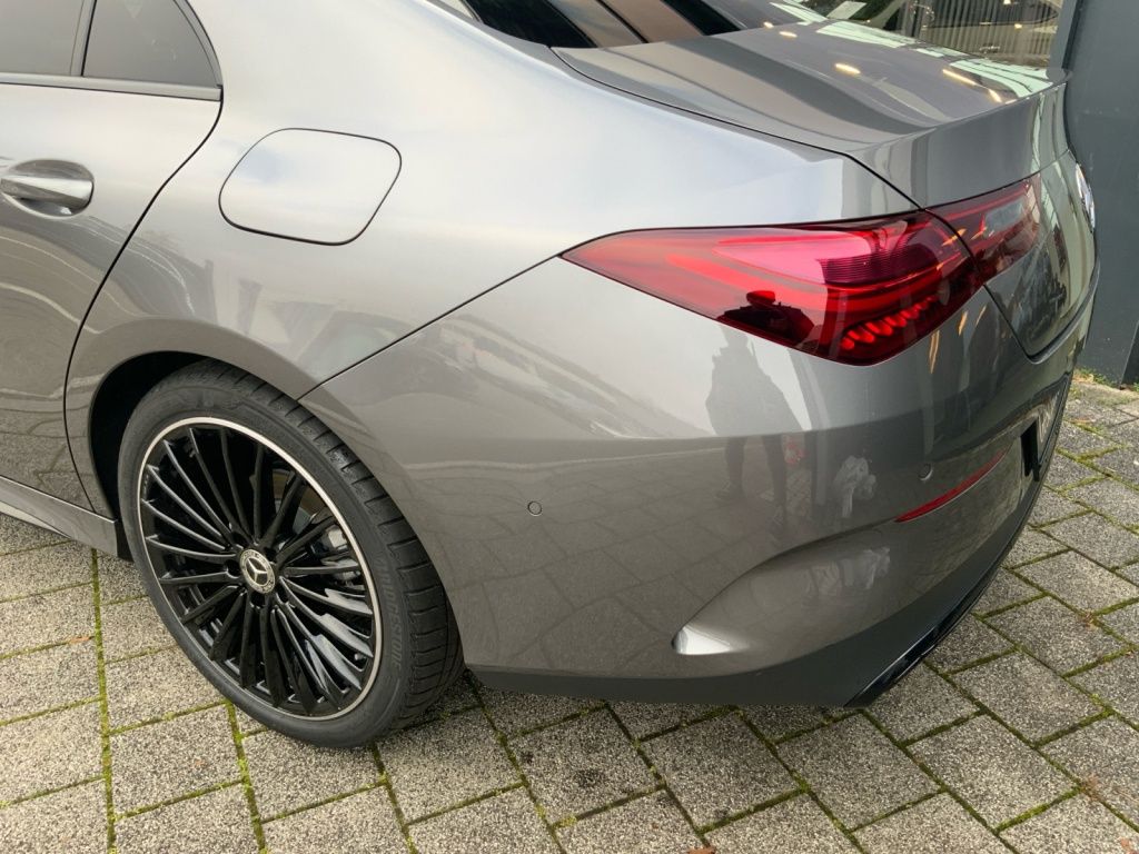 Mercedes-Benz CLA 180 2025