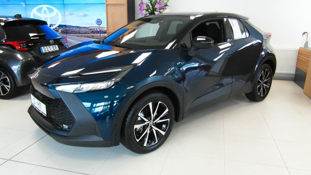 Toyota C-HR 2025