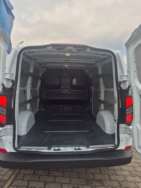 Ford Transit Custom 2024