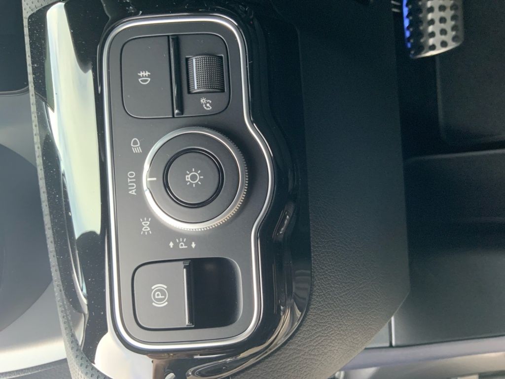 Mercedes-Benz CLA 180 2025