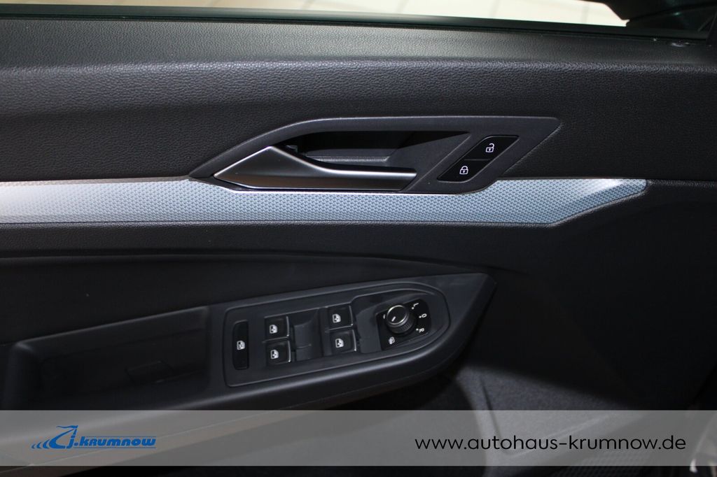 Volkswagen Golf 2025