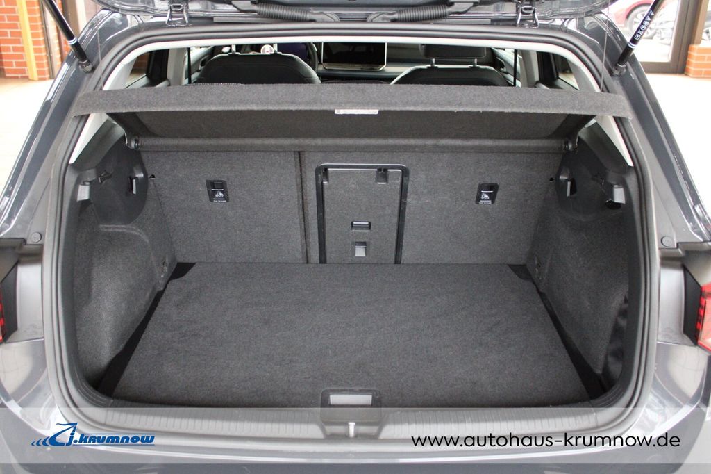Volkswagen Golf 2025