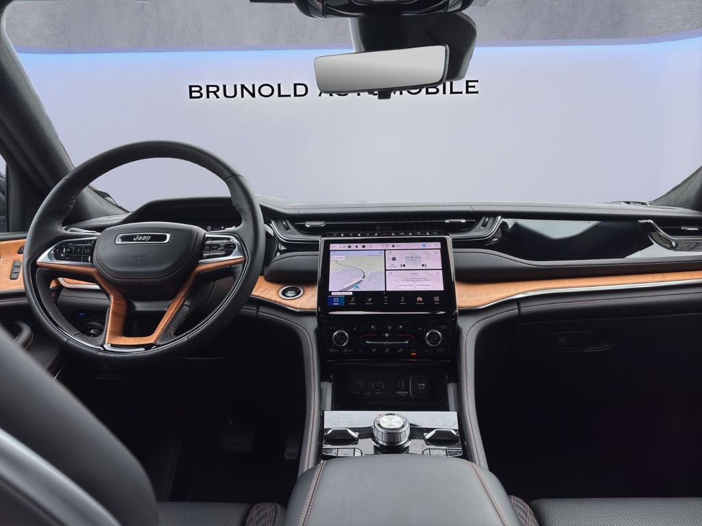 Jeep Grand Cherokee 2025