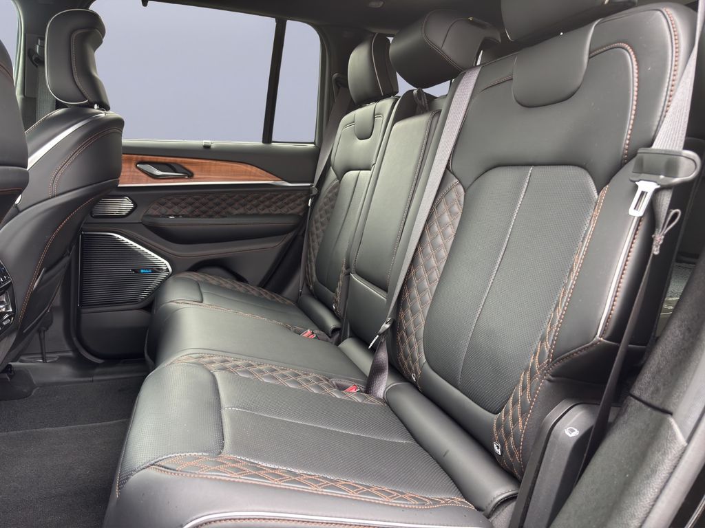 Jeep Grand Cherokee 2025