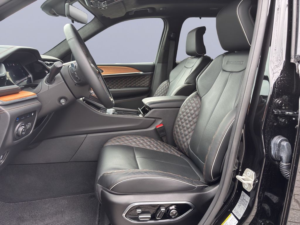 Jeep Grand Cherokee 2025