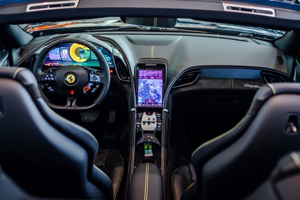 Ferrari Roma 2025
