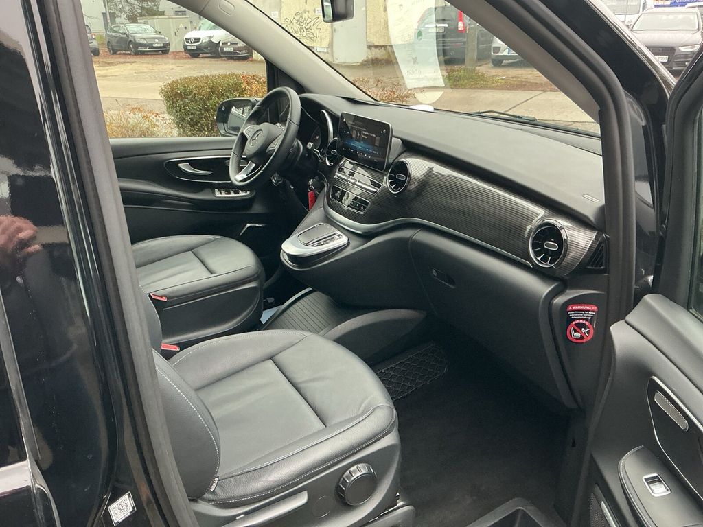 Mercedes-Benz V 300 2024
