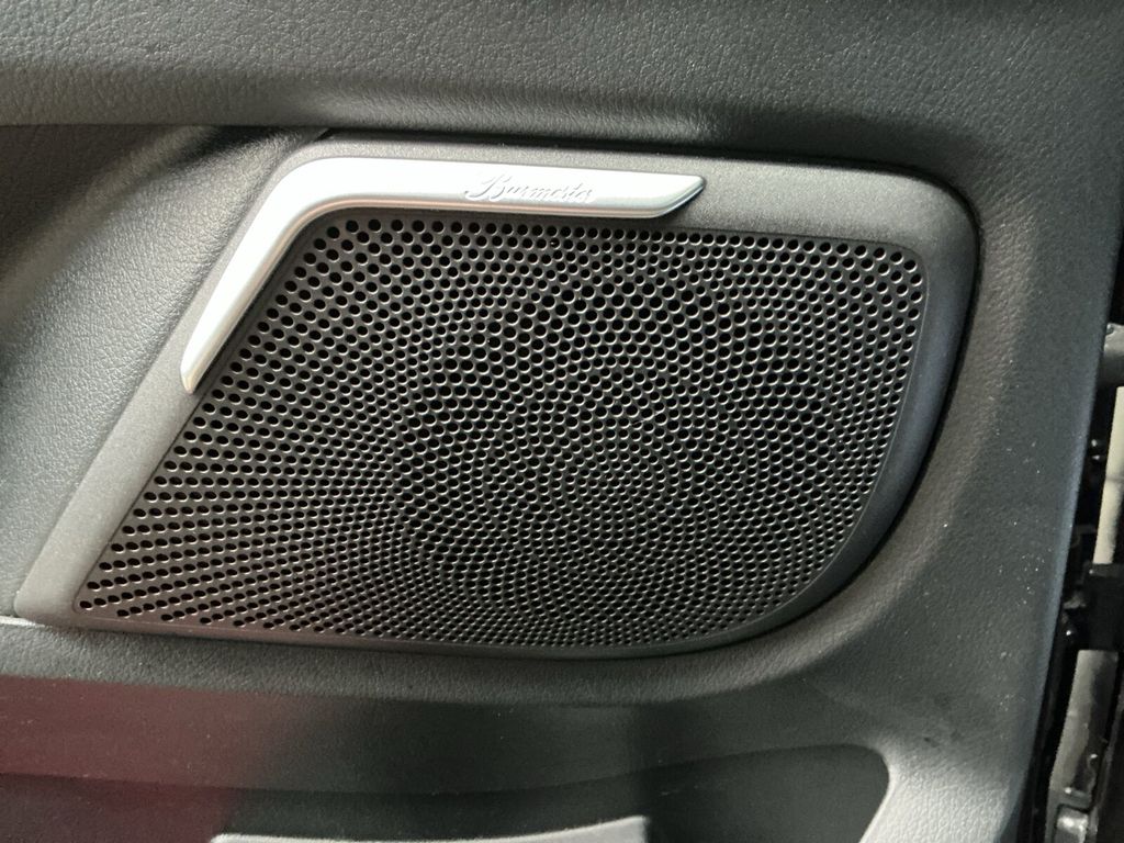 Mercedes-Benz V 300 2024