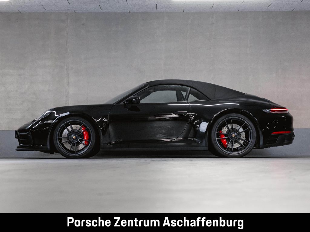 Porsche 992 2024