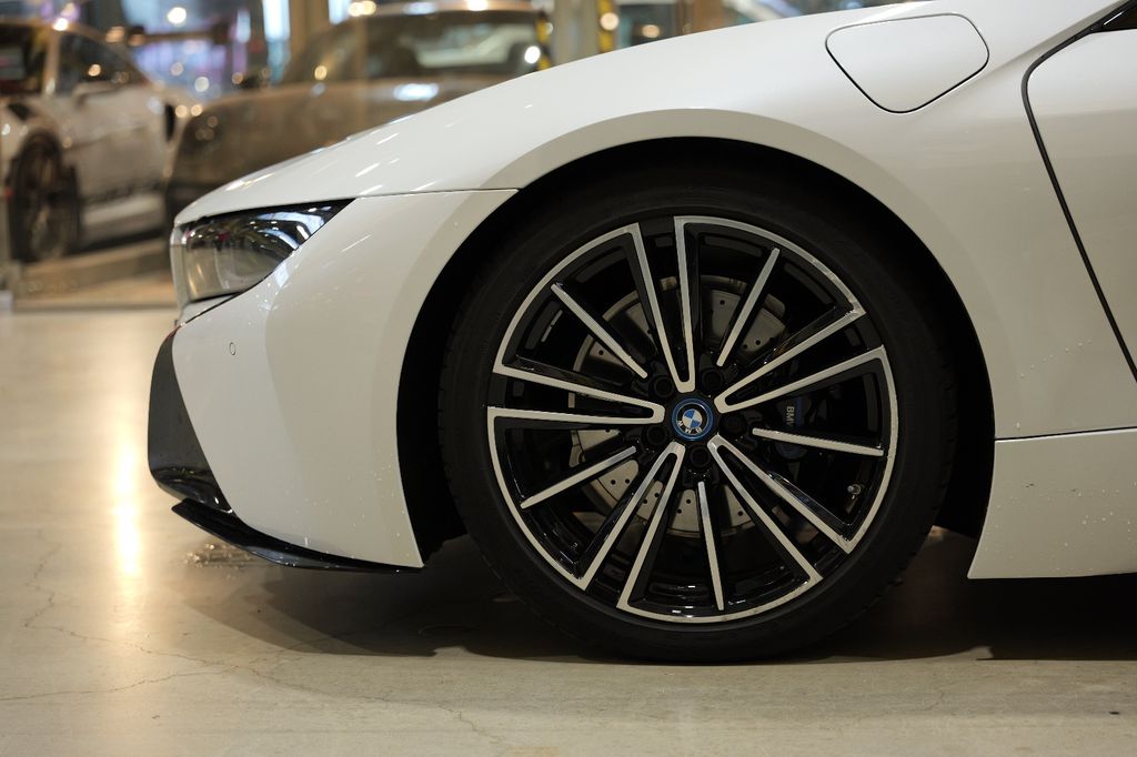 BMW i8 2020