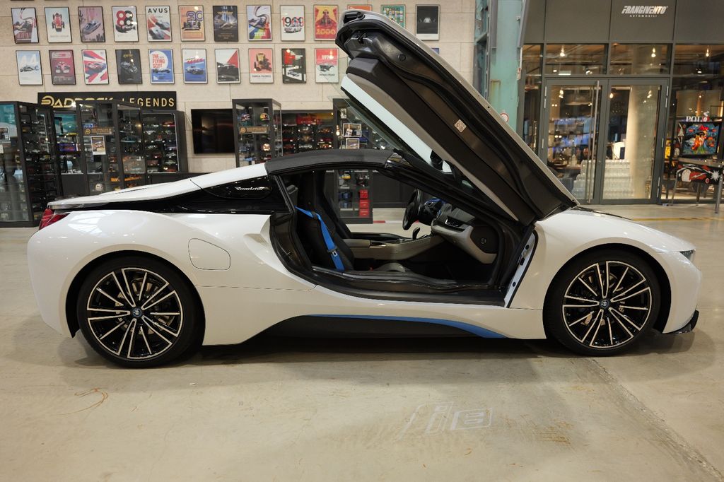 BMW i8 2020