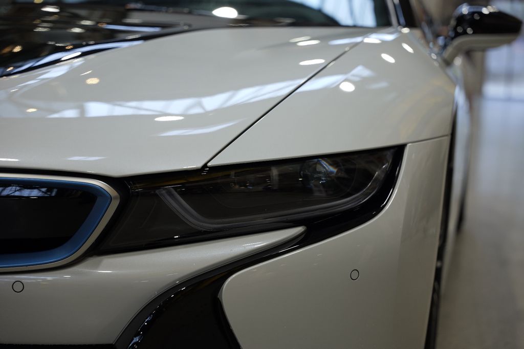 BMW i8 2020