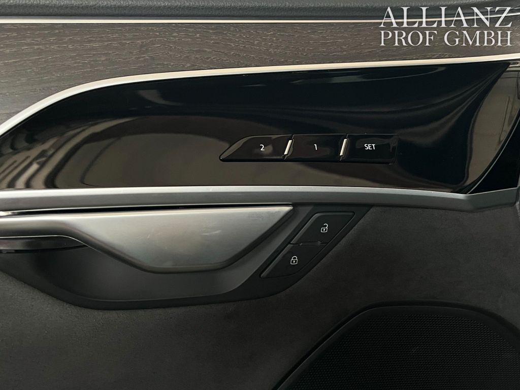 Audi A8 2022