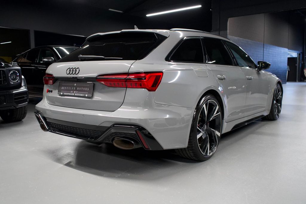 Audi RS6 2023