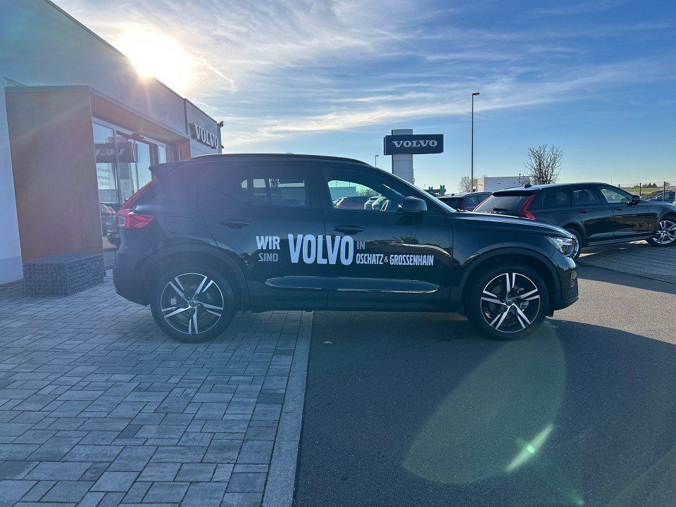 Volvo XC40 2025