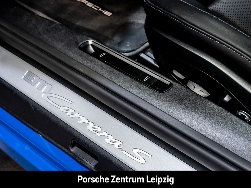Porsche 992 2025