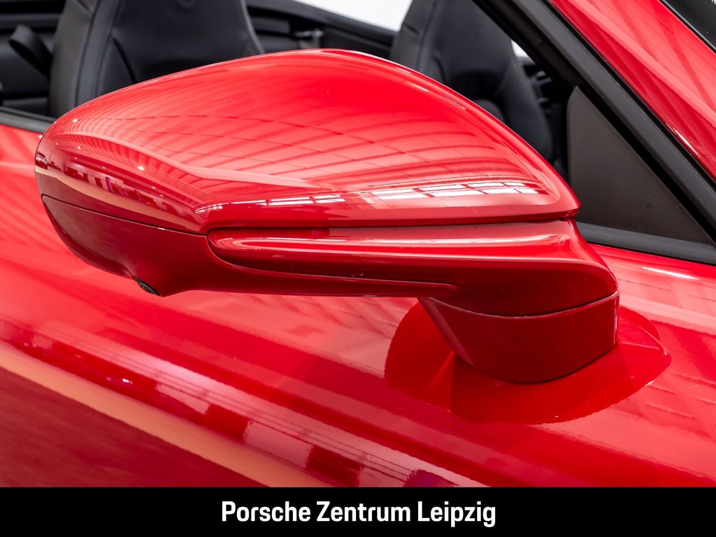 Porsche 992 2025