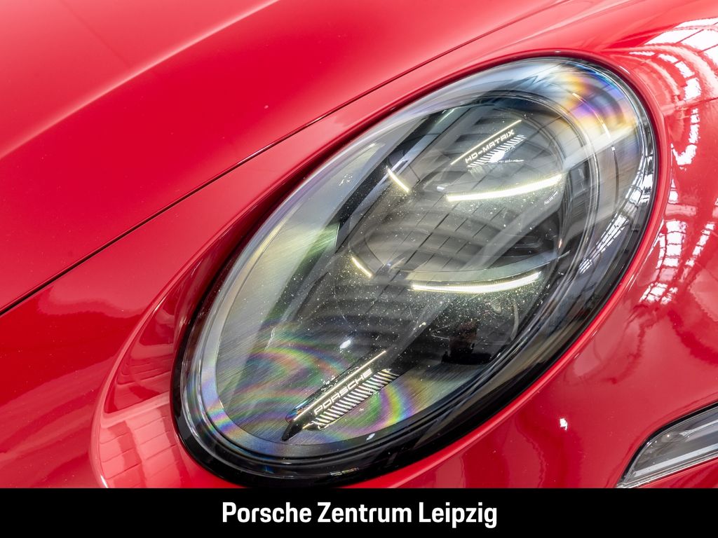 Porsche 992 2025