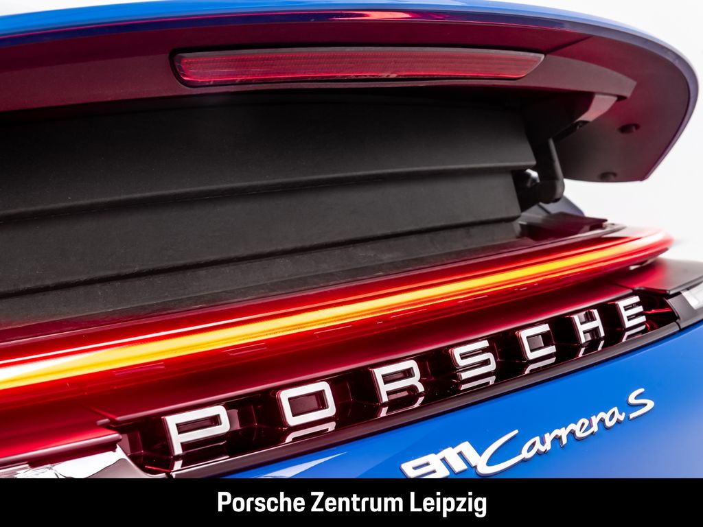 Porsche 992 2025