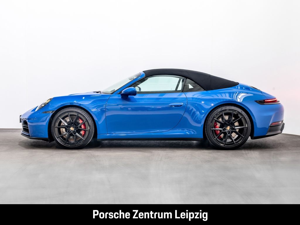 Porsche 992 2025
