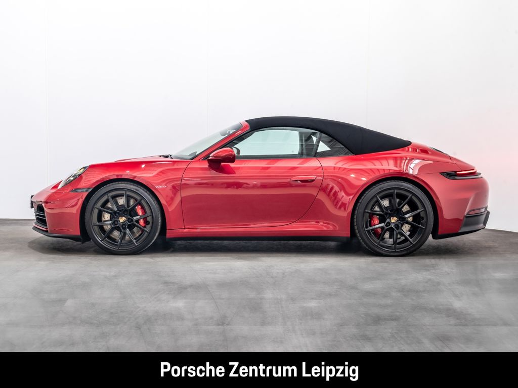 Porsche 992 2025