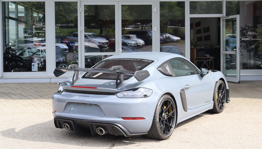 Porsche Cayman 2023