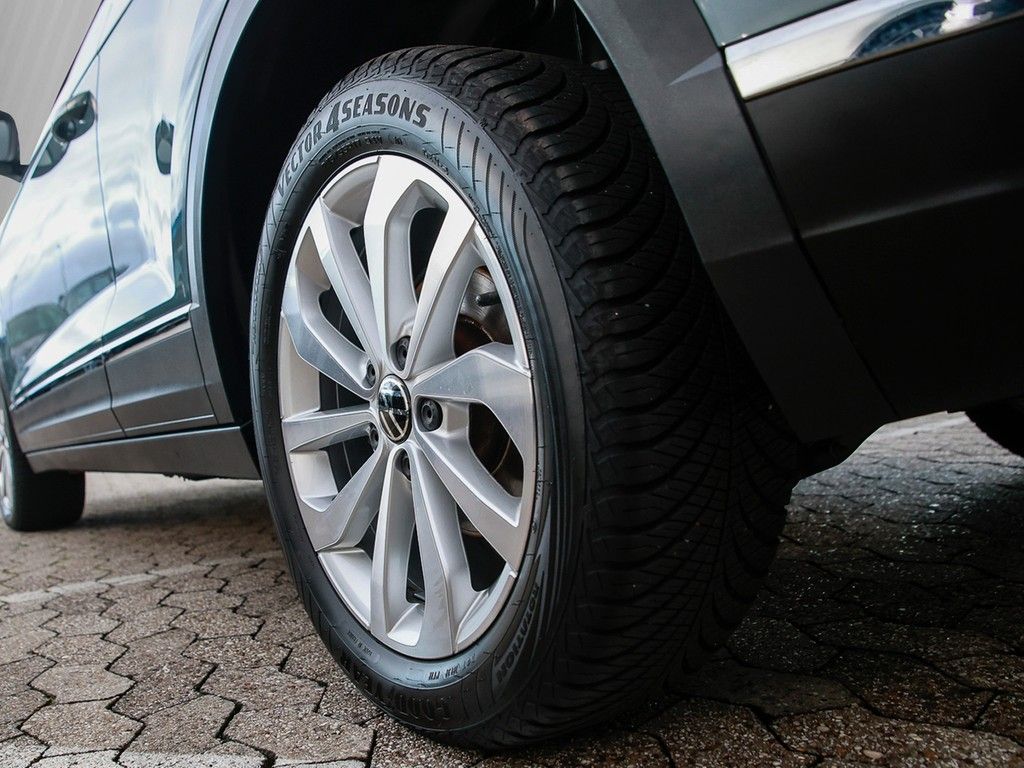 Volkswagen T-Roc 2023