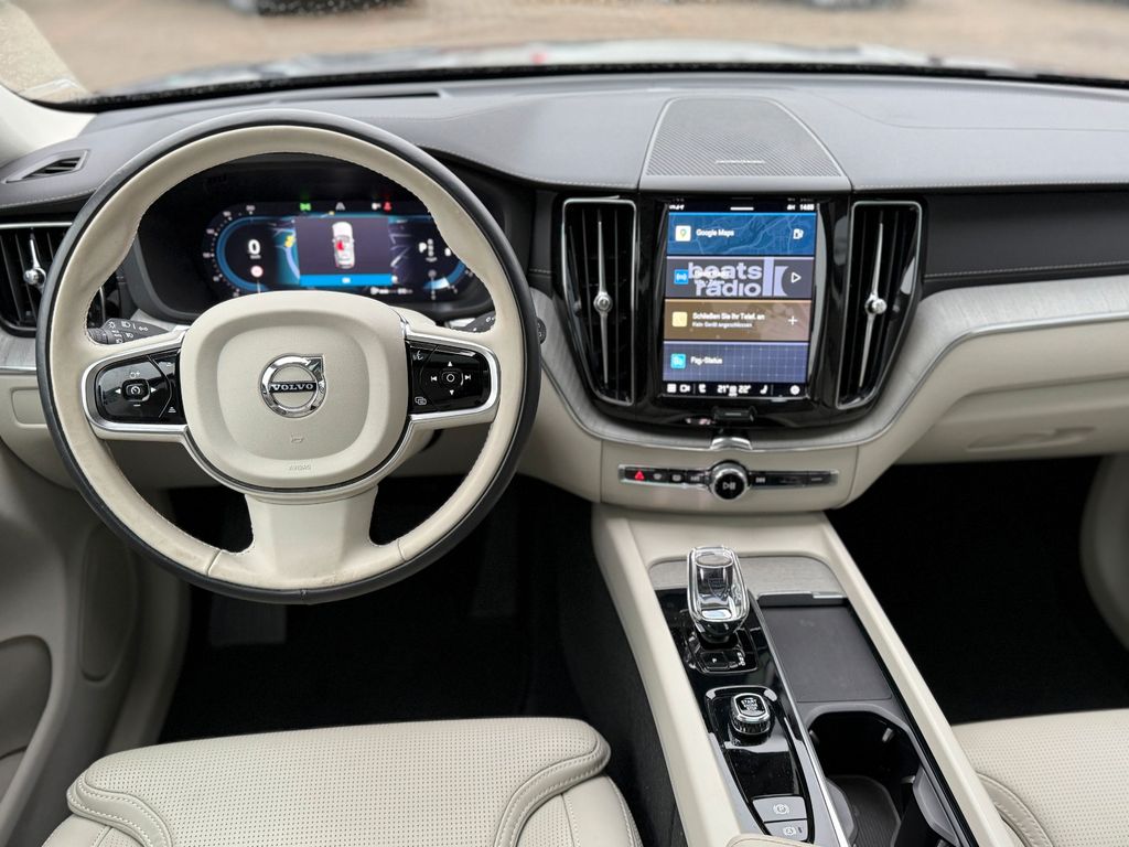 Volvo XC60 2023
