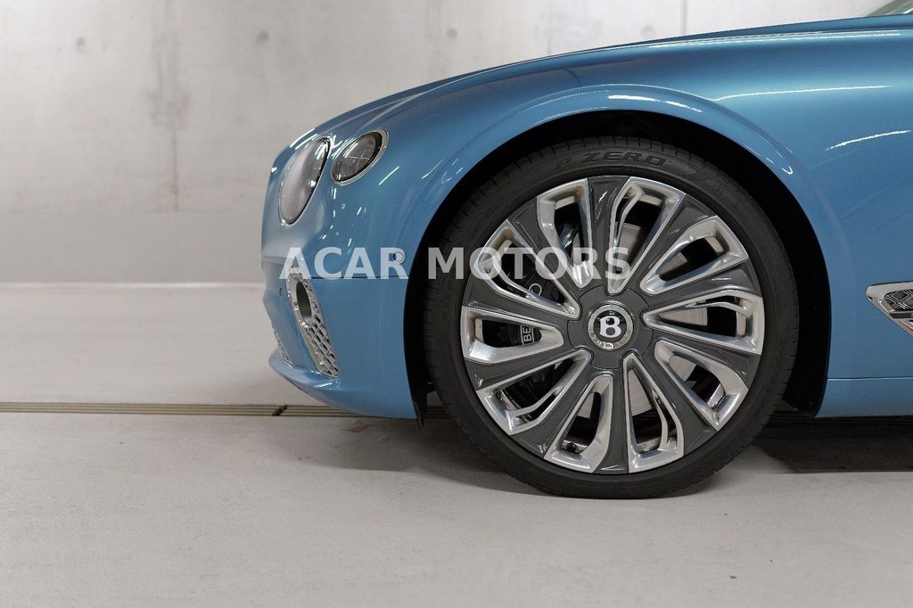 Bentley Continental GTC 2022