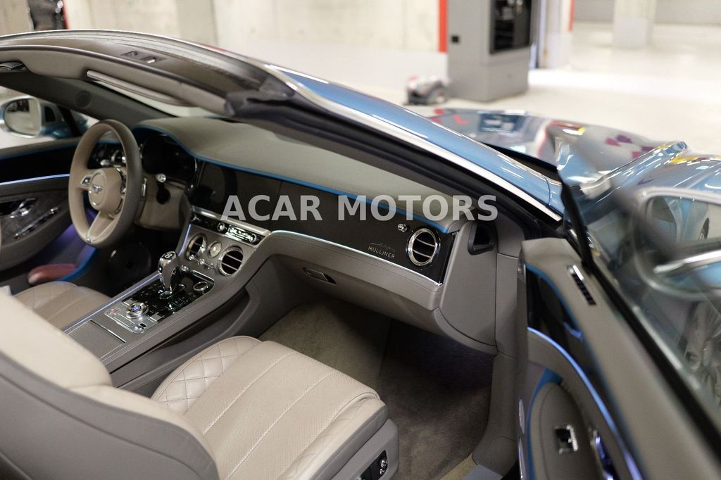 Bentley Continental GTC 2022