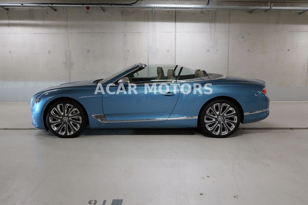 Bentley Continental GTC 2022