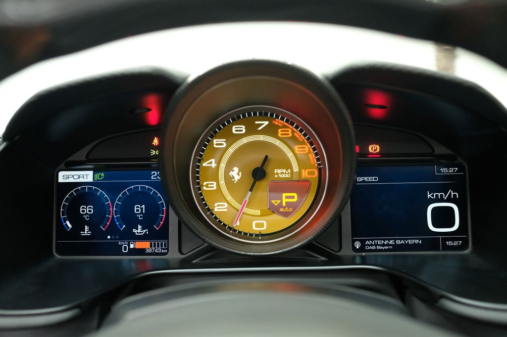 Ferrari Portofino 2021