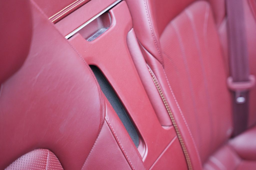 Bentley Continental GTC 2020