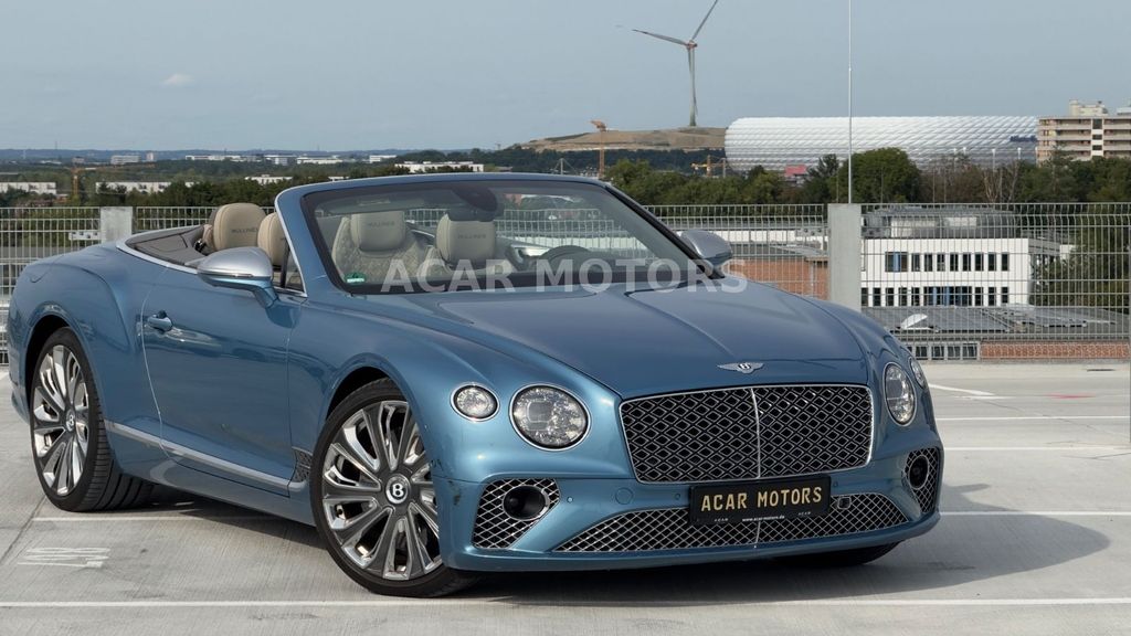 Bentley Continental GTC 2022