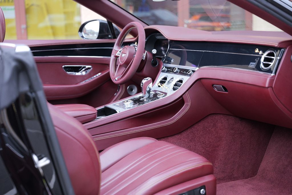 Bentley Continental GTC 2020