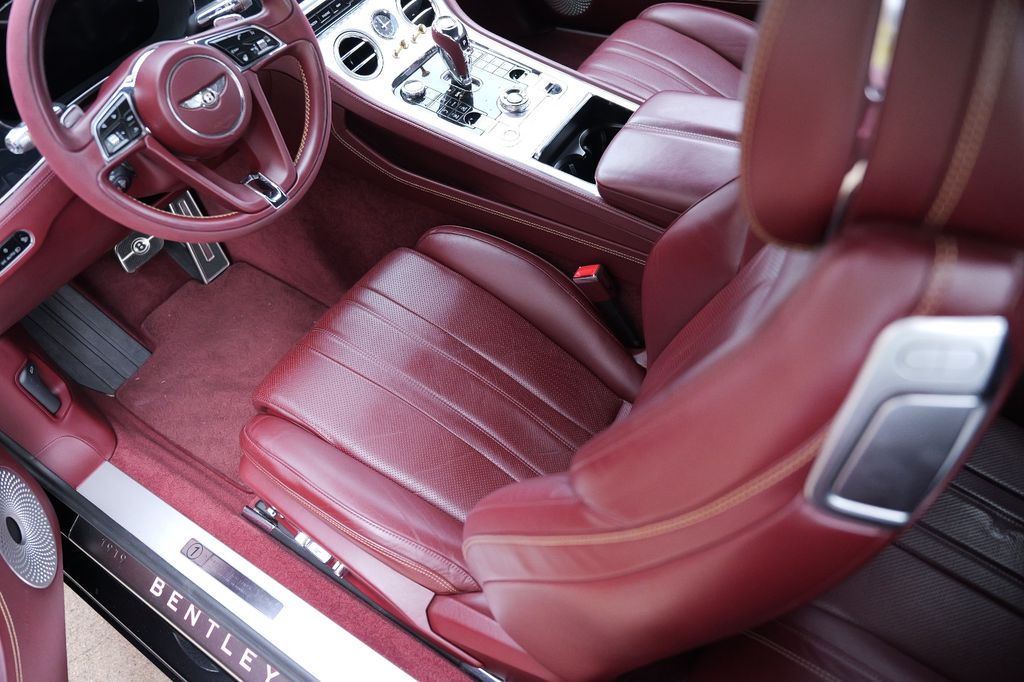 Bentley Continental GTC 2020