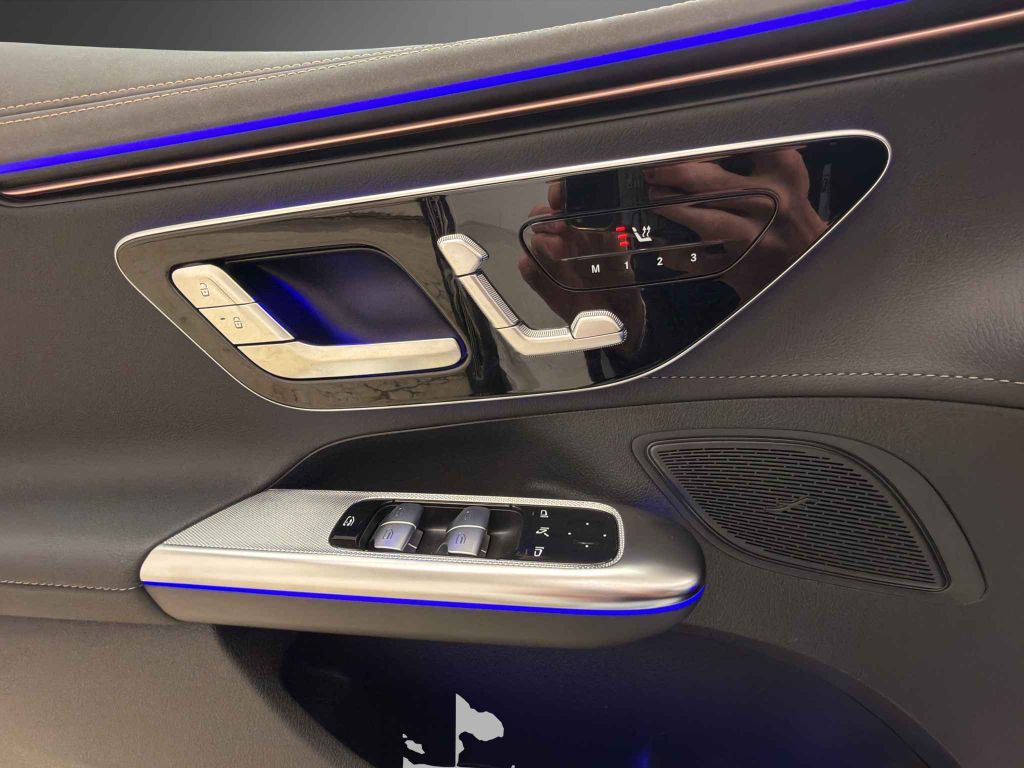 Mercedes-Benz EQE 2024