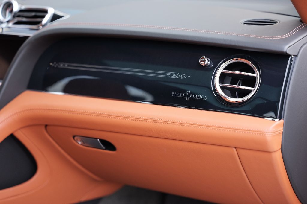 Bentley Bentayga 2023