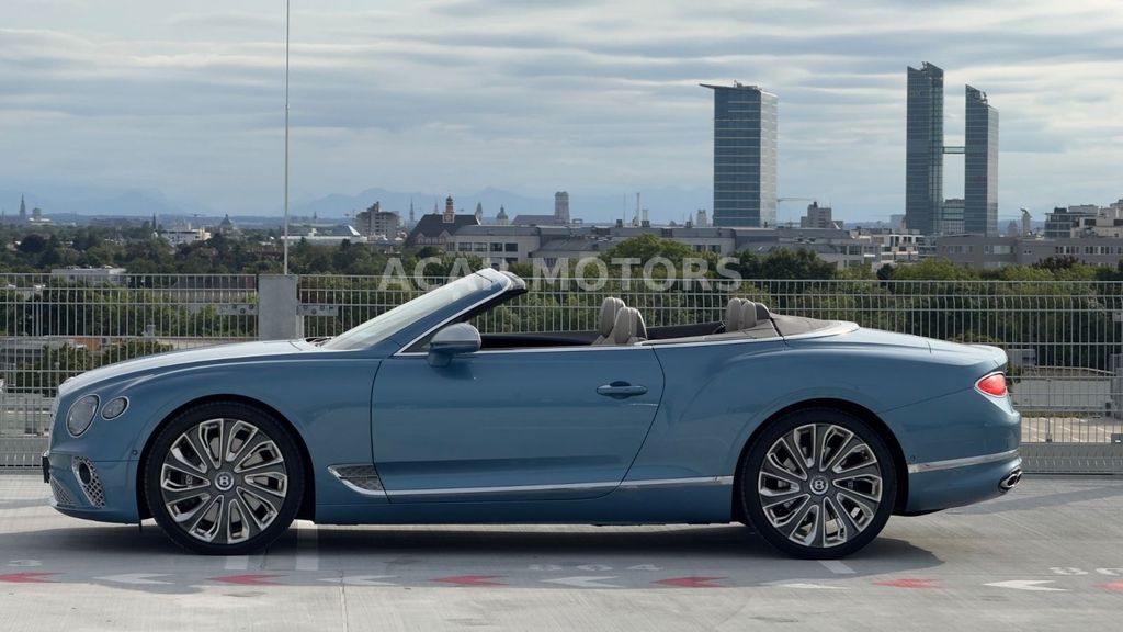 Bentley Continental GTC 2022