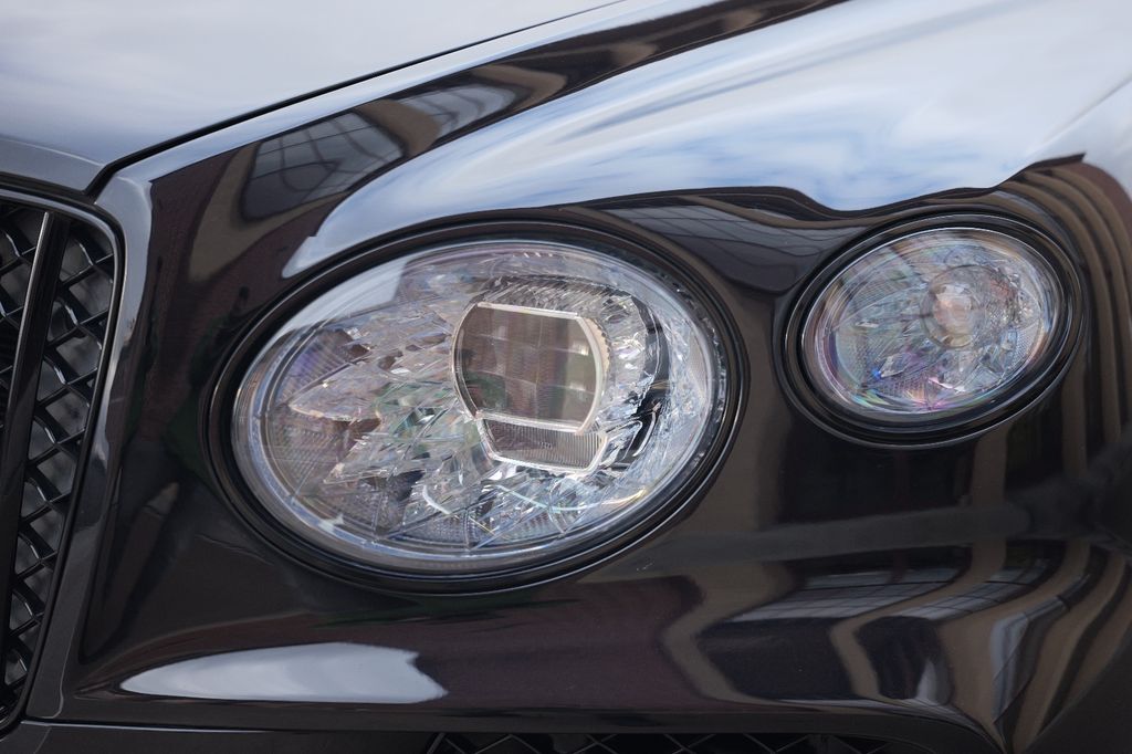 Bentley Bentayga 2023